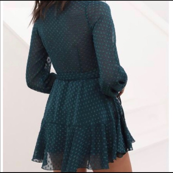 LIKE NEW! LUCY IN THE SKY! LEXI RUFFLE WRAP DRESS IN DOTTED EMERALD CHIFFON! - Picture 3 of 5